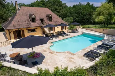 Image de Maison Saint-Blaise de Luxe près de Monpazier piscine chauffée privée et jardin