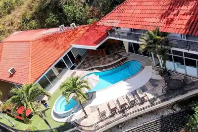 Image de 10 Bedroom Villa - 8 minutes to Downtown\/Beach\/Cocal Casino