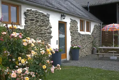 Image de Idyllic Country Location for couples, central, peaceful, 5 mins from shops, Wifi
