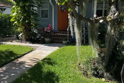 Image de Cute and charming home in Historic neighborhood