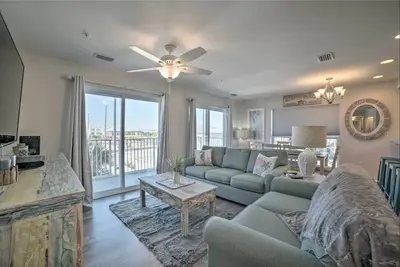 Image de Mexico Beach Condo steps from the beach! ~Snowbird Rates Available~