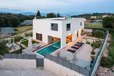 Image de Belle maison Ă Skrip avec WiFi