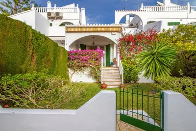Image de Belle maison de 2 chambres à Orihuela