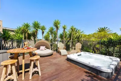 Image de 6BPs · Sorrento Luxury | spacious, private, beach escape.