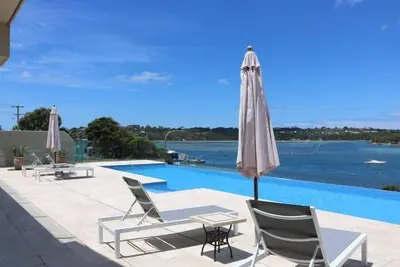 Image de Sybella - 4 bedroom option (Ocean views with a pool)