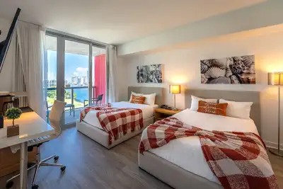 Image de Brand New Luxurious Studio Suite Intracoastal Waterway View