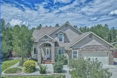 Dogs Ok | Game Loft | Fire Pit | Fenced Yard