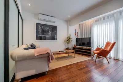 w* | Revered 2br in Casco Viejo