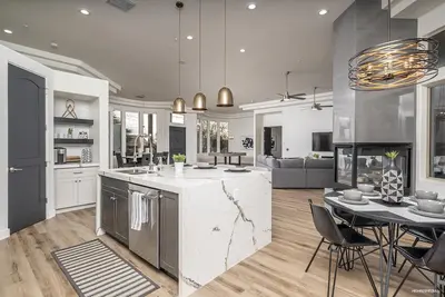 Image de Upscale North Scottsdale Getaway with Heated Pool, Spa, Golf & Hiking