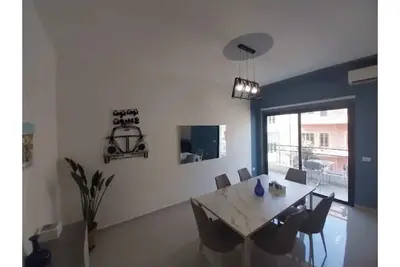Image de 24\/7 Elec. with Elevator - 2br Apt. - Mar Mkhael