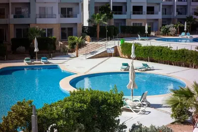 Image de Comfortable apartment 10 minutes to Napq beach