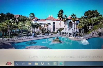 Image de Spacious 2/2 Villa with amenities/ Gated and secure.