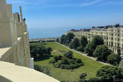 Sky View Apartment with the best view in Brighton by MyHolidayLet