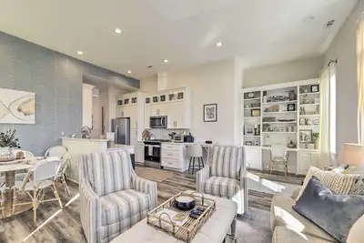 Image de ‘The Beaufort Flat’ Near Downtown & Waterfront!