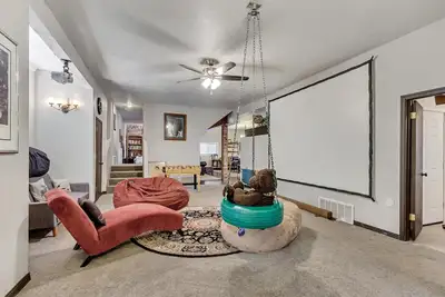 Mountain View Home with Loft