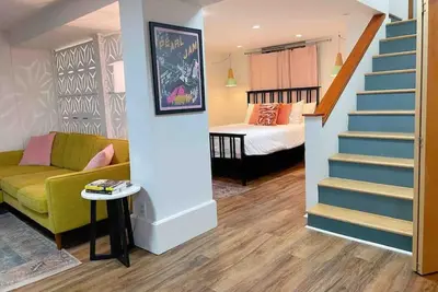 Stylish Fremont Suite | Walkable & Pet-Friendly