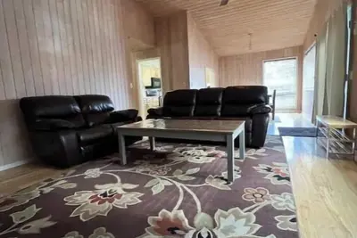 Image de Cozy Home 25 mins to Glacier & Whitefish Mountain!