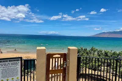 Image de Luxurious Wailea Beach Direct Ocean Front Property Wailea Ekahi 42a 1 Bed/2b
