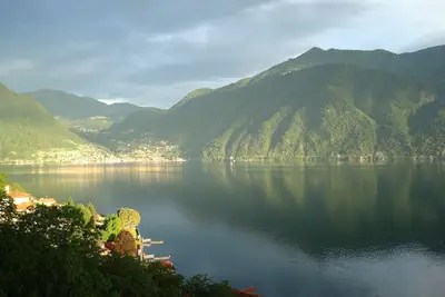 Dream view - Spacious apartment with large garden