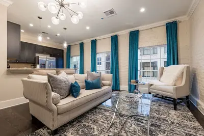 Image de The Ana - 2b/2b Historic Fq Apt. - 60 Day Min. Rental