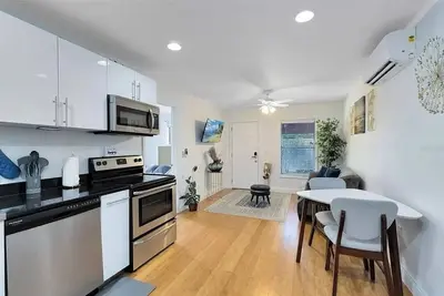 Image de 2bd/1ba Duplex 5 min. From Advent Health Orlando and Downtown Orlando\n