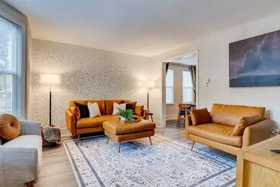 Image de Cozy 3 Bedroom Home in the Heart of Madison Park!