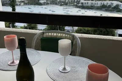 Image de Condo in East Side, beautiful views, steps from beach, 3br/3bhr, ready for you!