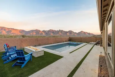 Image de Panoramic views w/ Heated Saltwater Pool + Spa