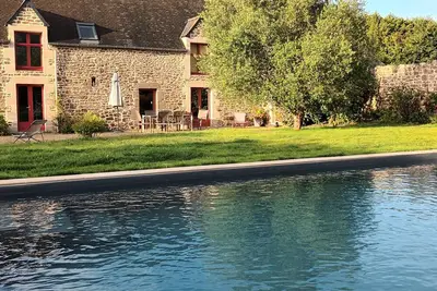 Image de Maison ancienne avec piscine à proximité de St Malo