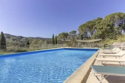 Country house in the Tuscan hills with private pool
