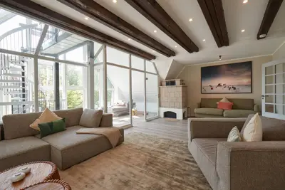 Image de High-quality and light-flooded approx. 220 sqm smart home near the beach