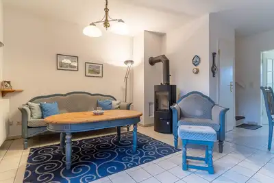 Image de Beautiful vacation apartment under thatch with garden for 4 people in the Ording district
