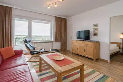 Image de Beautiful 2-room apartment on the 4th floor with balcony and sea view
