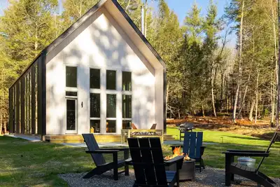 Image de The Hemlock House at Bethel Woods
