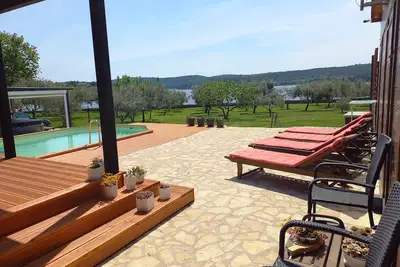 Image de Beach house Beta in an olive grove, jacuzzi, pool, bbq, playground, . .
