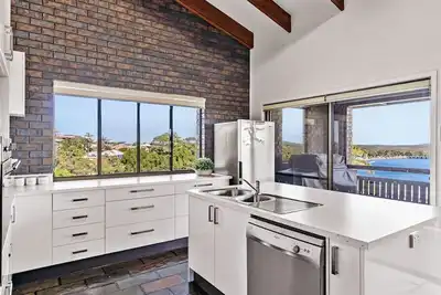 Image de 17 Pacific Crescent - Holiday Home