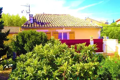 Image de La Cigale Gîte-Villa Clôturé 2 ps. En Provence dans Joli Village, Près d'Avignon