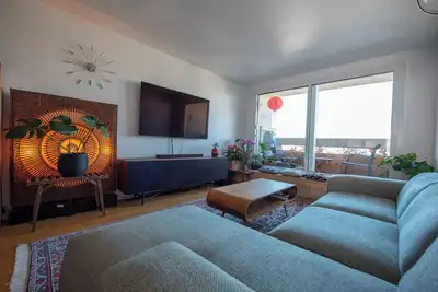 Attica, 2br/2ba, 4 people