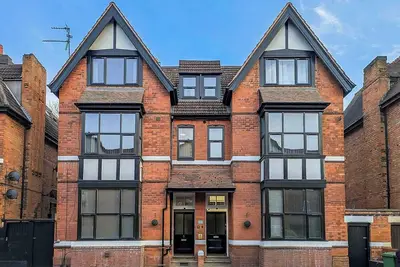 Amethyst Suite Moseley Birmingham StayStaycations