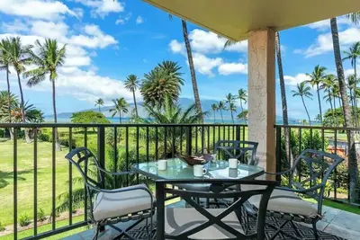 Image de Direct 180° Ocean Front/View A/C 1-Bedroom Condo