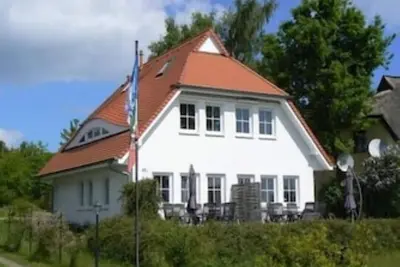 Image de House Boddenkieker 1, Rügen, terrace with magnificent sea view, Göhren, Sellin