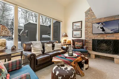 Image de Wonderful Condo in the Aspens, Summer Pool & Tennis Courts
