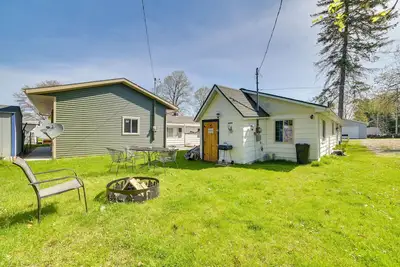 Image de Houghton Lake Cottage - Central Location!