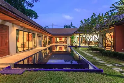Image de Frangipani Villa in Nai Harn - 5 bedroom private pool with garden and pizza oven