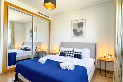Bright & Stylish 1bd flat in Jardins De Carthage