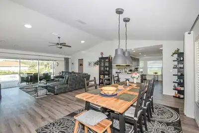 Image de New and Relaxing Villa Joy