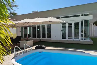 Image de Cozy Beach House Minutes From the Beach