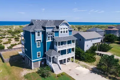 Image de Experience Luxury, Oceanfront, Private Pool, Hot Tub, Theatre, Game Room, & Dog Friendly