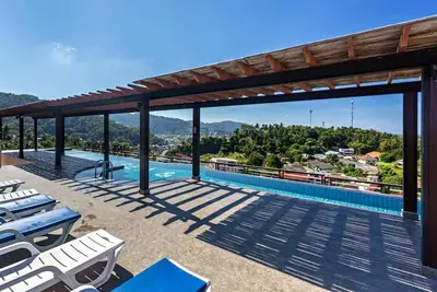 Image de Top floor sea view 2br apartment near Karon beach