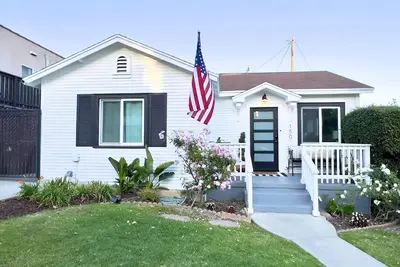 Image de Entire Beach Home with Ac/2nd St/Free Parking